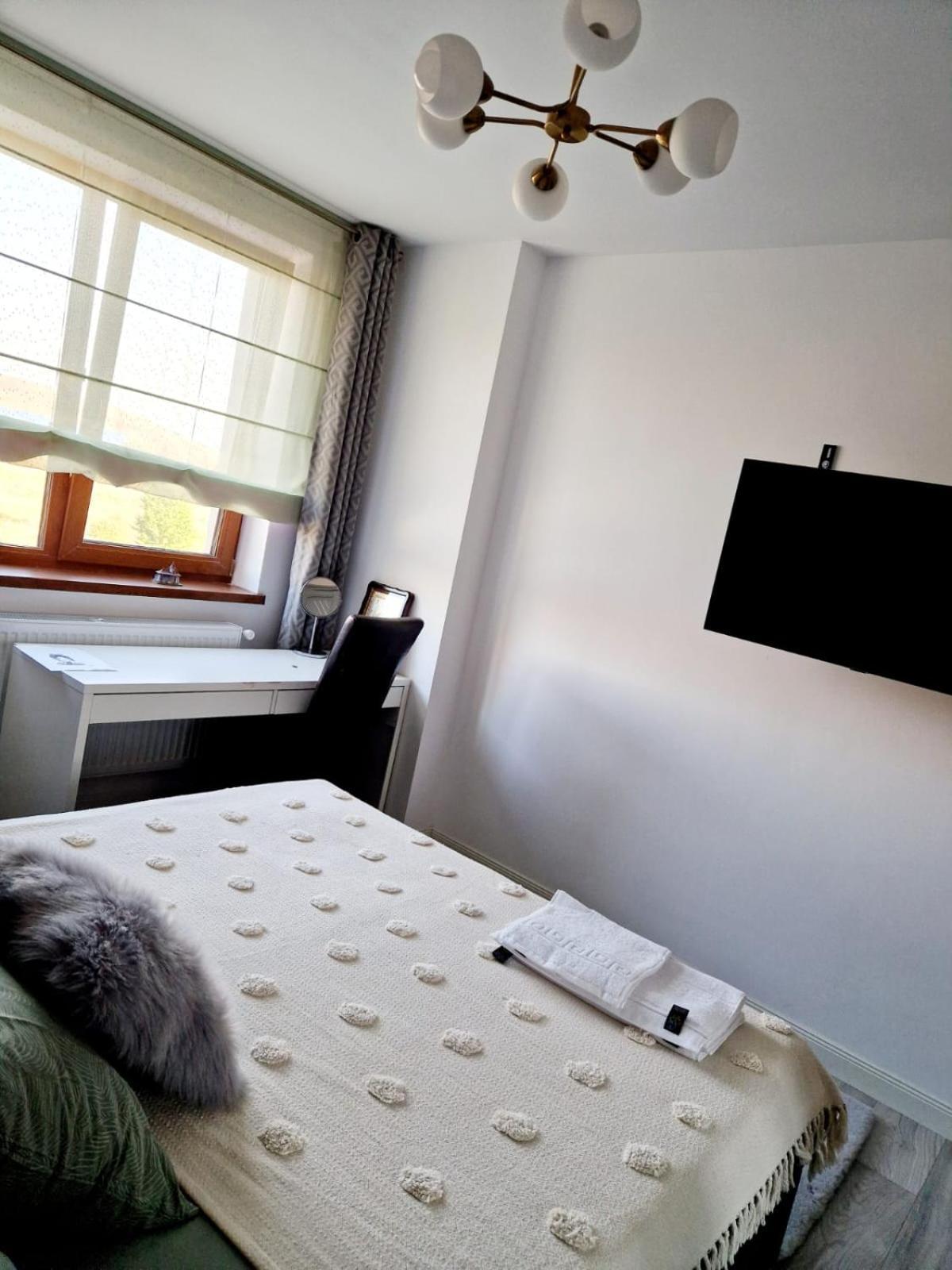 White Place Tei Piatra Neamţ エクステリア 写真
