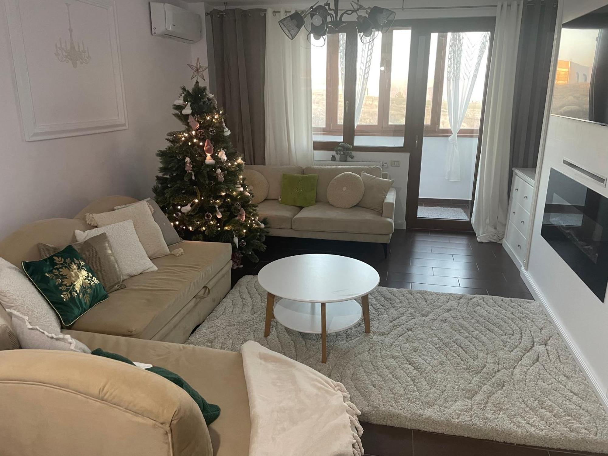 White Place Tei Piatra Neamţ エクステリア 写真